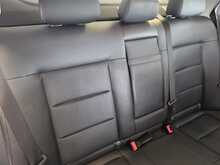 Mercedes-Benz E Class 2.1 E250 CDI BlueEfficiency Avantgarde Saloon 4dr Diesel G-Tronic+ Euro 5 (s/s) (204 ps) 