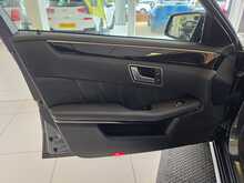 Mercedes-Benz E Class 2.1 E250 CDI BlueEfficiency Avantgarde Saloon 4dr Diesel G-Tronic+ Euro 5 (s/s) (204 ps) 