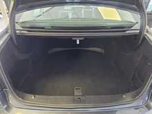 Mercedes-Benz E Class 2.1 E250 CDI BlueEfficiency Avantgarde Saloon 4dr Diesel G-Tronic+ Euro 5 (s/s) (204 ps) 