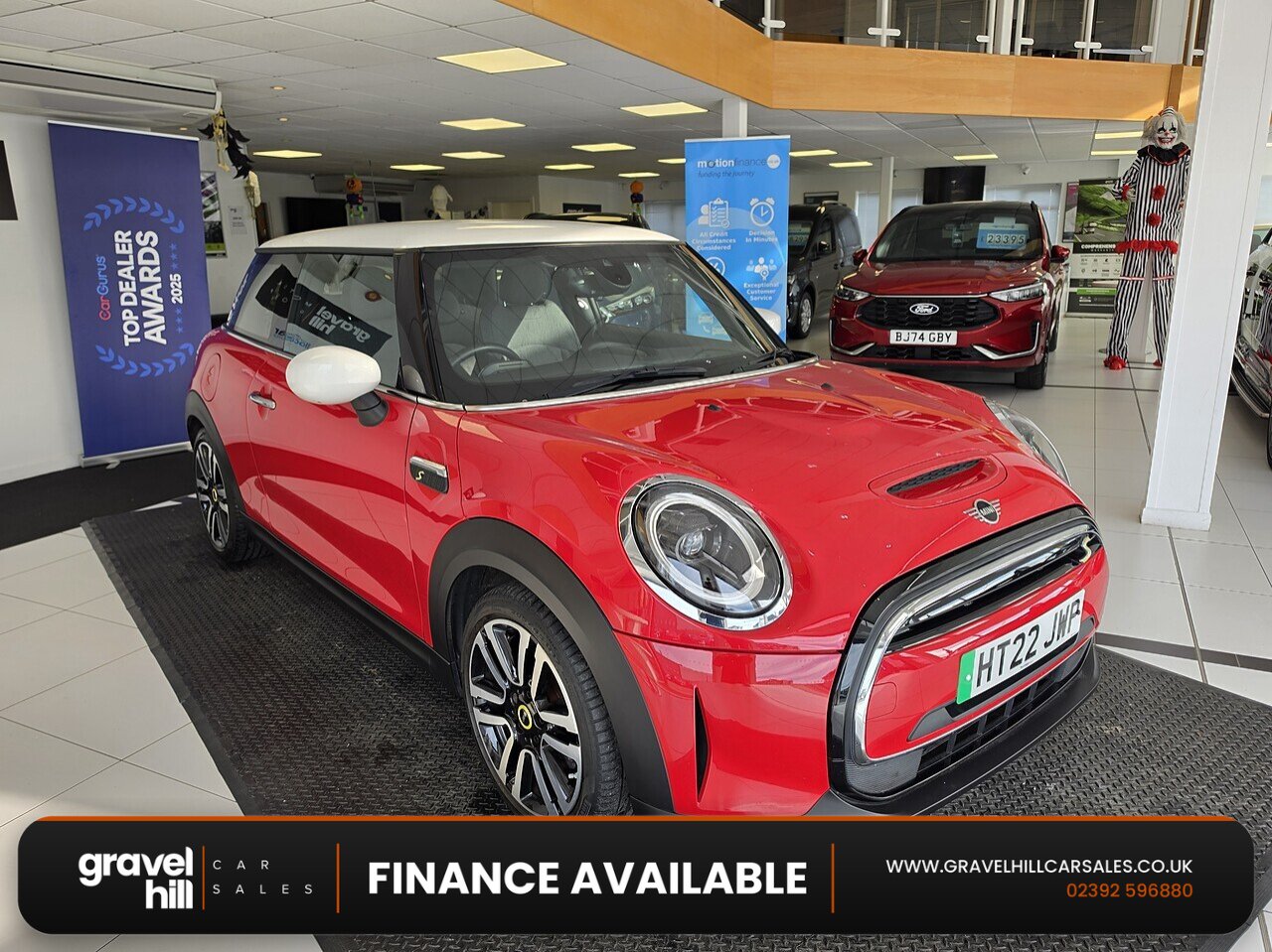 Mini Hatch 2022