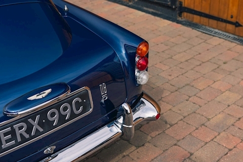 DB5  Coupe 0.0  Petrol