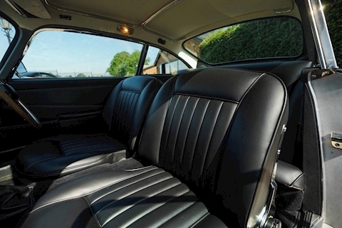 DB5  Coupe 0.0  Petrol