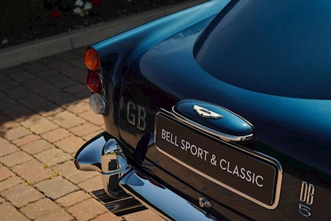 DB5  Coupe 0.0  Petrol