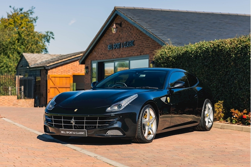 2013 Ferrari FF V12