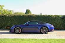 2019 Porsche 911 Carrera 4S Cabriolet 