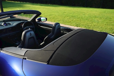 2019 Porsche 911 Carrera 4S Cabriolet