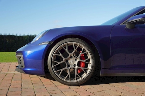 2019 Porsche 911 Carrera 4S Cabriolet
