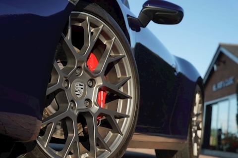 2019 Porsche 911 Carrera 4S Cabriolet