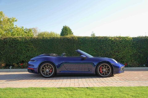 2019 Porsche 911 Carrera 4S Cabriolet