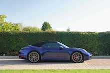 2019 Porsche 911 Carrera 4S Cabriolet 