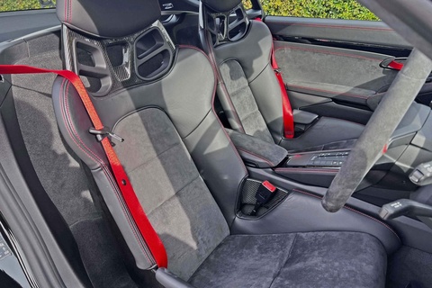 2020 Porsche 718 Cayman GT4 Manual