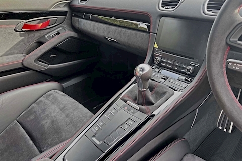 2020 Porsche 718 Cayman GT4 Manual