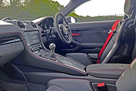 2020 Porsche 718 Cayman GT4 Manual