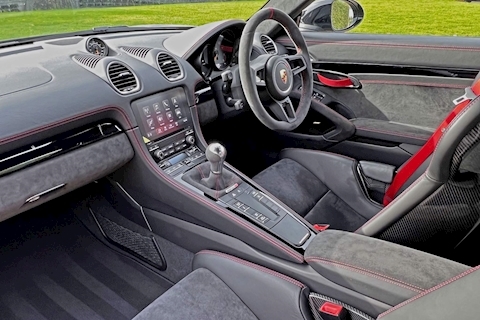 2020 Porsche 718 Cayman GT4 Manual