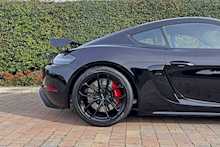 2020 Porsche 718 Cayman 4.0 GT4 