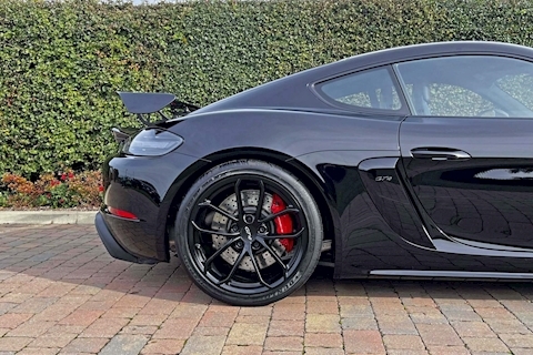 2020 Porsche 718 Cayman GT4 Manual