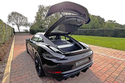 2020 Porsche 718 Cayman GT4 Manual