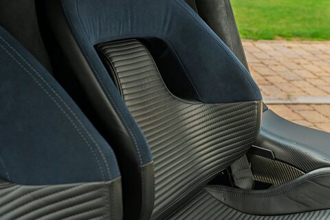 GT  Coupe 5.4 Manual Petrol