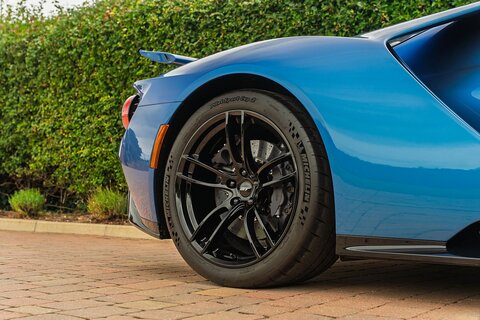 GT  Coupe 5.4 Manual Petrol