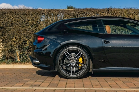 2011 Ferrari FF V12