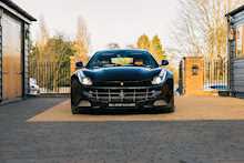 2011 Ferrari FF V12 