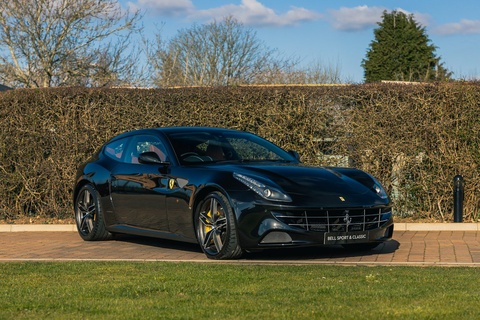 2011 Ferrari FF V12