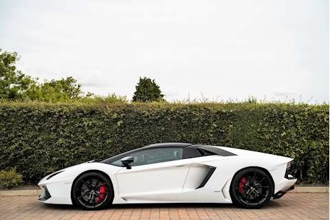2014 Lamborghini Aventador LP700-4 Roadster
