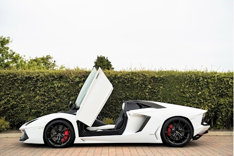 2014 Lamborghini Aventador LP700-4 Roadster