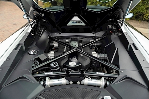 2014 Lamborghini Aventador LP700-4 Roadster