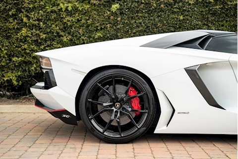 2014 Lamborghini Aventador LP700-4 Roadster