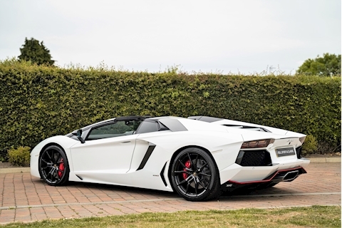 2014 Lamborghini Aventador LP700-4 Roadster