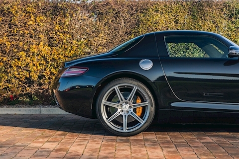 2010 Mercedes-Benz SLS AMG Coupe