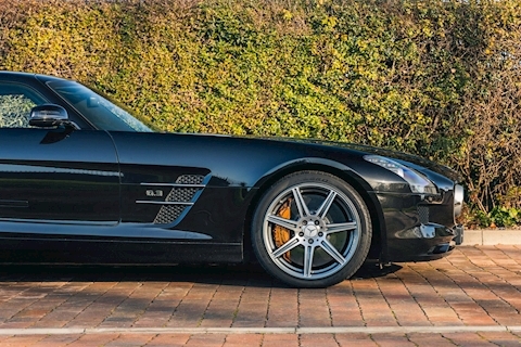 2010 Mercedes-Benz SLS AMG Coupe