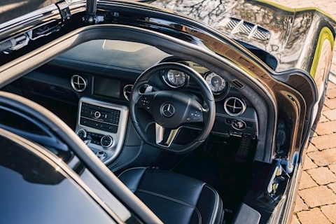 2010 Mercedes-Benz SLS AMG Coupe