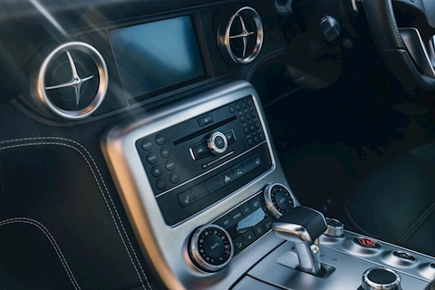 2010 Mercedes-Benz SLS AMG Coupe