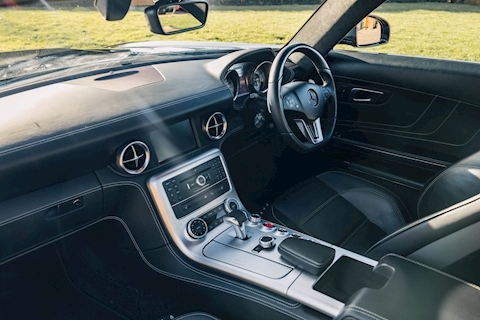 2010 Mercedes-Benz SLS AMG Coupe