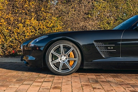 2010 Mercedes-Benz SLS AMG Coupe