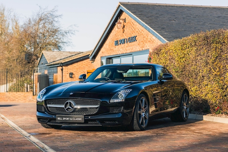 2010 Mercedes-Benz SLS AMG Coupe