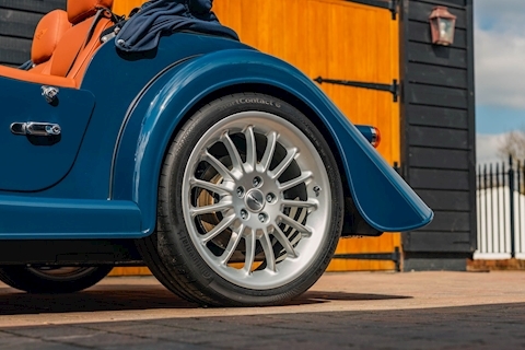 2023 Morgan Plus Six