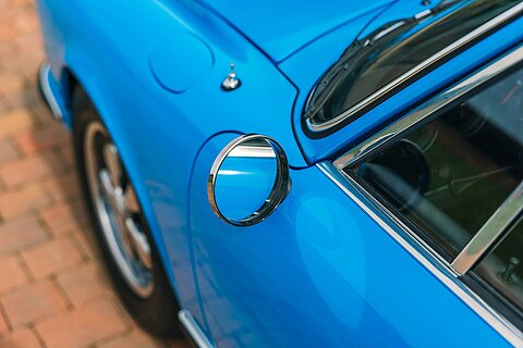 T 2.2 2dr Saloon Manual Petrol