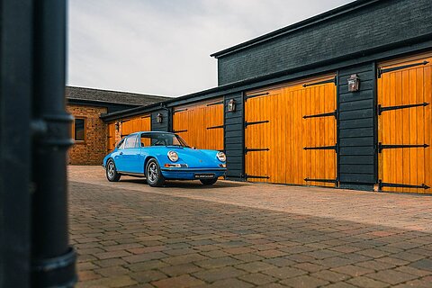 T 2.2 2dr Saloon Manual Petrol