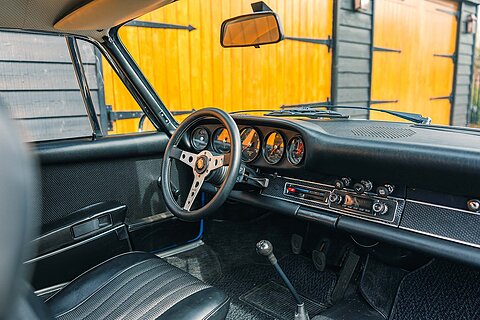 T 2.2 2dr Saloon Manual Petrol