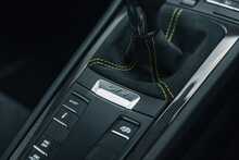 2016 Porsche Cayman 981 GT4 