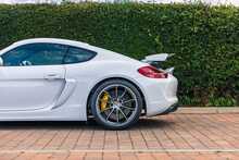 2016 Porsche Cayman 981 GT4 