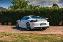 2016 Porsche Cayman 981 GT4 