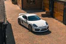 2016 Porsche Cayman 981 GT4 