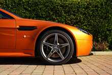 Aston Martin Vantage V8 S Roadster - U10632