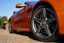 Aston Martin Vantage V8 S Roadster - U10632