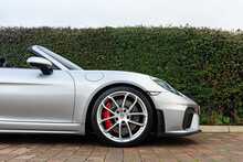 2022 Porsche 718 Spyder Manual 