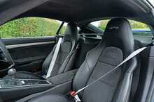 2016 Porsche Cayman 981 GT4 